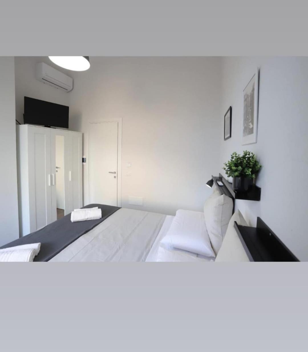 Tammurriata Nera Bedroom Naples Extérieur photo